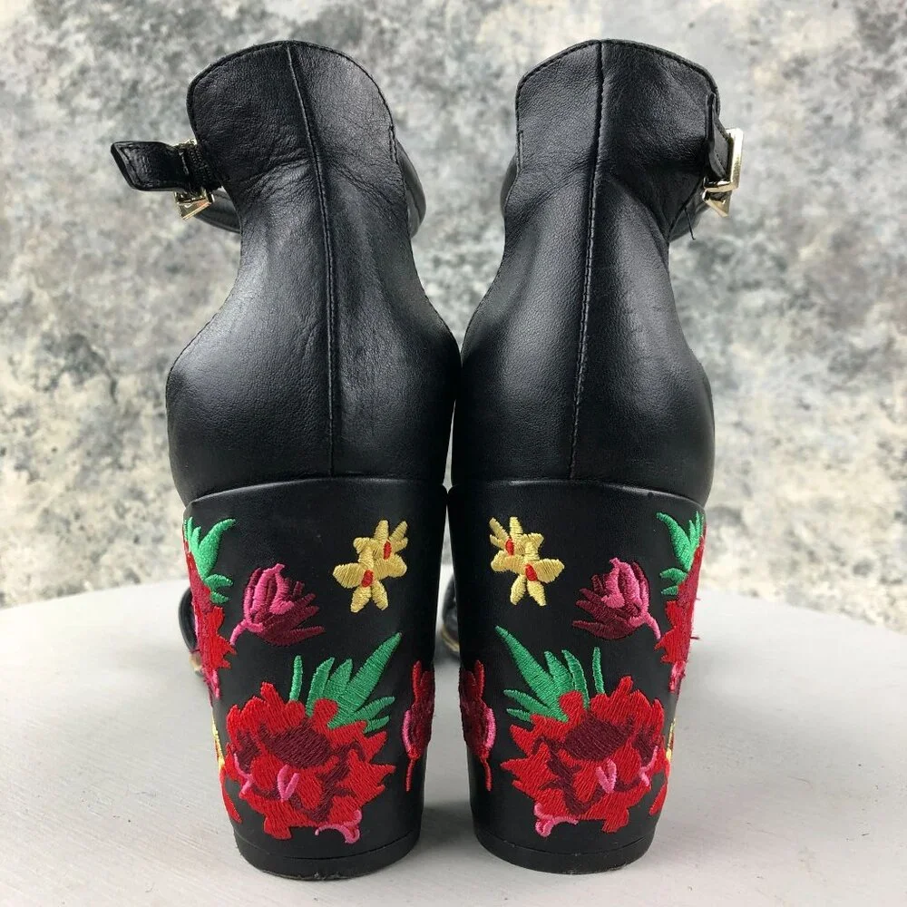 Kenneth Cole Reaction Women's Size 9.5M Lolita2 Black Leather Floral Sandals